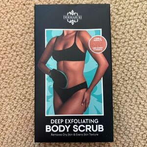 black deep exfoliating body scrub mit - dermasuri!